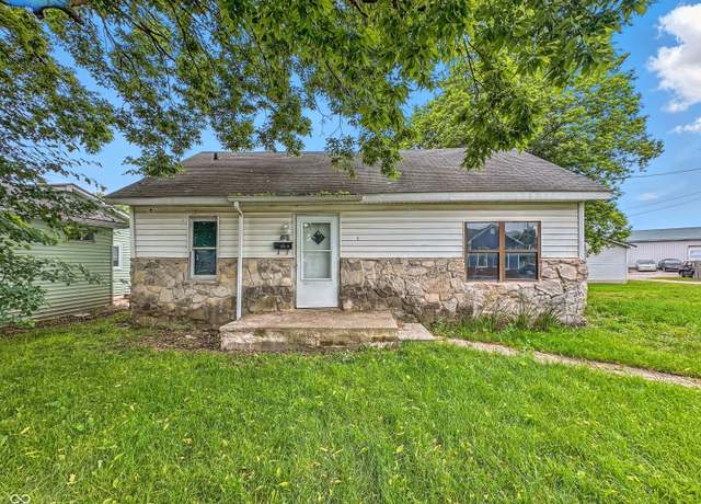 Property at 356 S 7th St, Frankfort, IN 46041, 2 beds, 1 bath