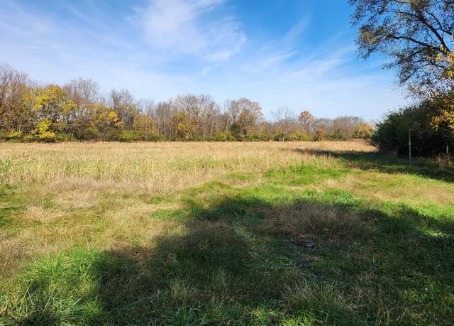 Property at 2620 Wicker Rd, Indianapolis, IN 46217