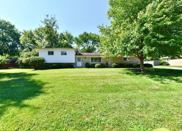 Property at 1637 Sanwela Dr, Indianapolis, IN 46260, 3 beds, 3 baths