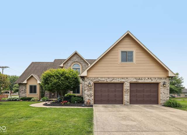 Property at 6983 White Oak Dr, Avon, IN 46123, 3 beds, 2.5 baths