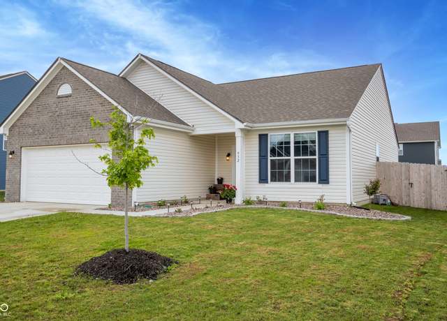 Property at 932 Sagittarius Ave, Franklin, IN 46131, 3 beds, 2 baths