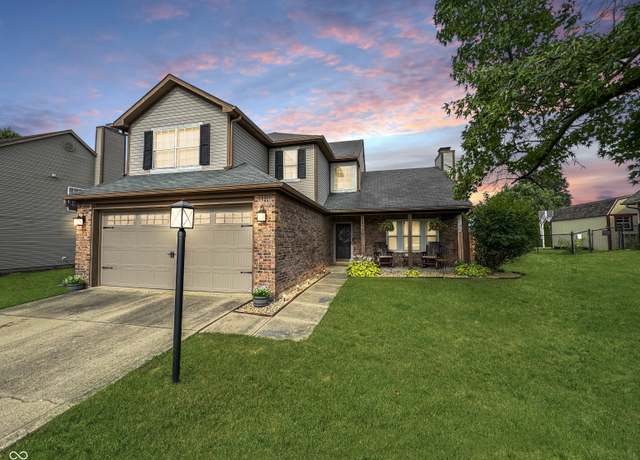 Property at 5705 Oakcrest Dr, Indianapolis, IN 46237, 3 beds, 2.5 baths