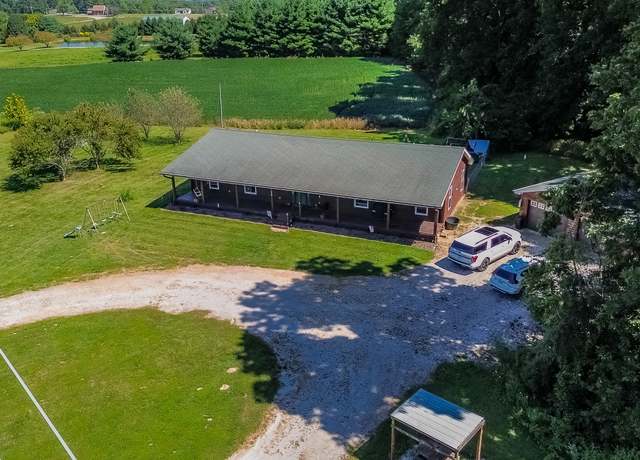 Property at 3429 W Briarwood Rd, Monrovia, IN 46157, 2 beds, 2 baths