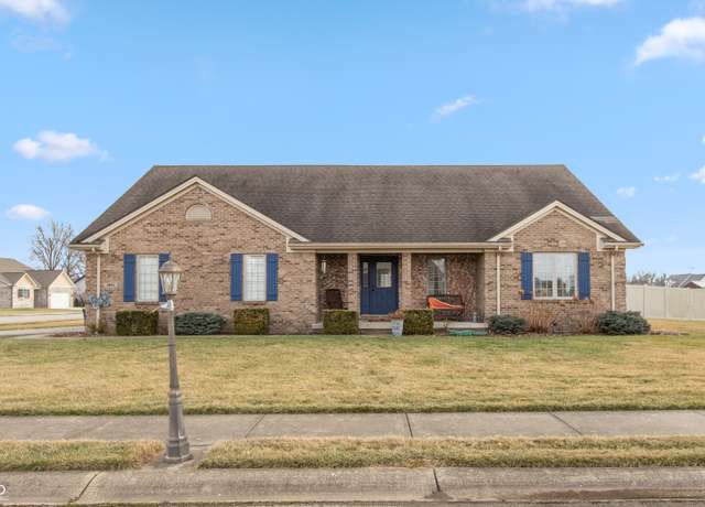 Property at 5243 Chloe Ln, Seymour, IN 47274, 5 beds, 3 baths