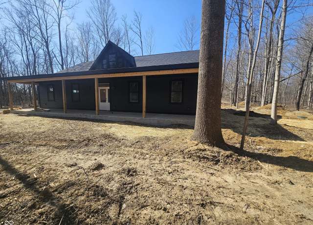 Property at 1004 S Paradise Bay Blvd, Rockville, IN 47872, 3 beds, 2 baths