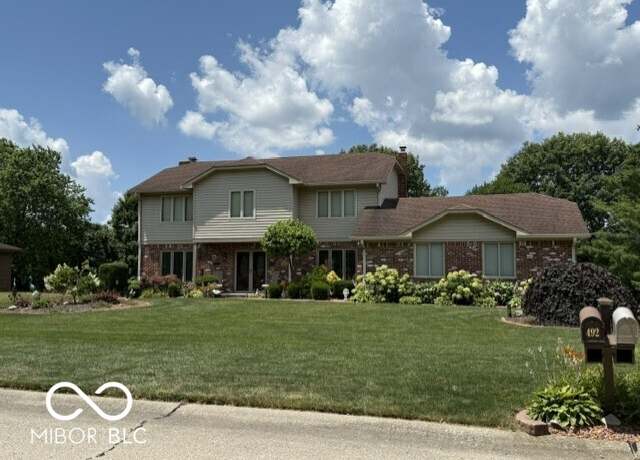 Property at 492 Jackson Pl, Greenwood, IN 46142, 4 beds, 2.5 baths