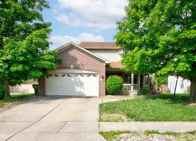 Property at 286 N Greenbriar Dr, Greenwood, IN 46142, 3 beds, 2.5 baths