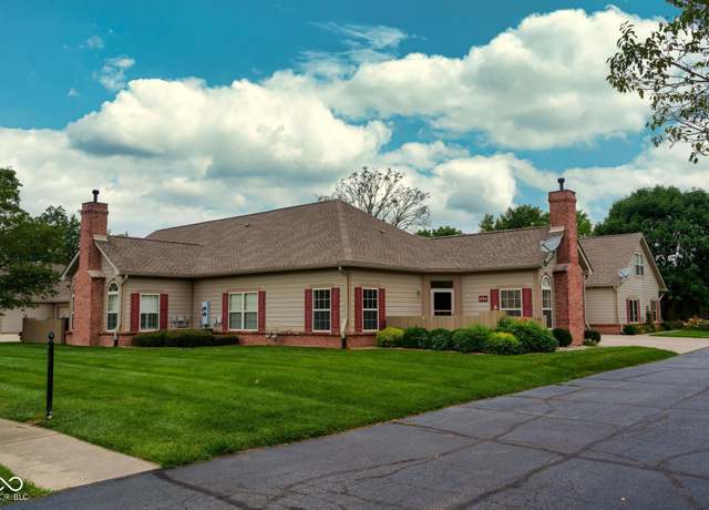 Property at 1064 Laurelwood Ln, Greenwood, IN 46142, 2 beds, 2 baths