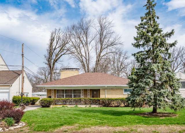 Property at 2305 Springfield Ave, Fort Wayne, IN 46805, 3 beds, 2.5 baths