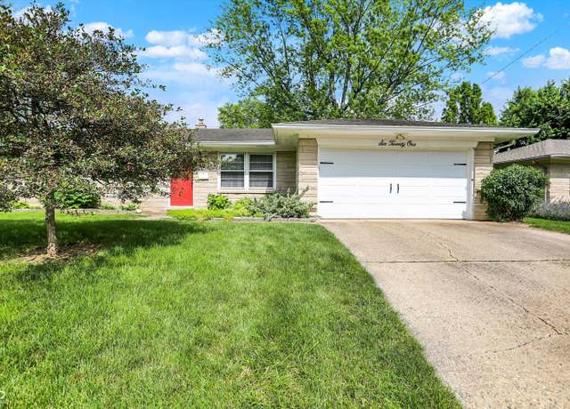 Property at 621 S Jefferson St, Brownsburg, IN 46112, 3 beds, 1.5 baths
