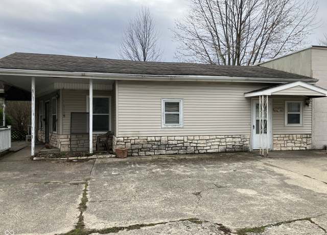 Property at 850 N Anderson St, Elwood, IN 46036, 2 beds, 1 bath