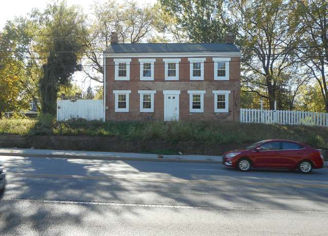 Property at 7716-7718 Michigan Rd, Indianapolis, IN 46268, 3 beds, 1.5 baths