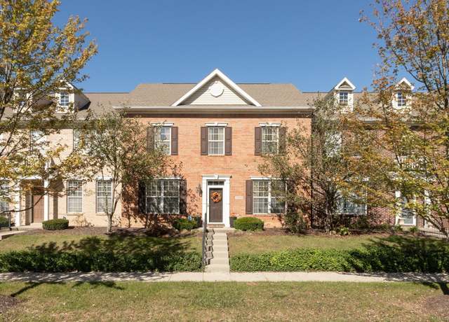 Property at 13504 E 131st St, Fishers, IN 46037, 2 beds, 2.5 baths