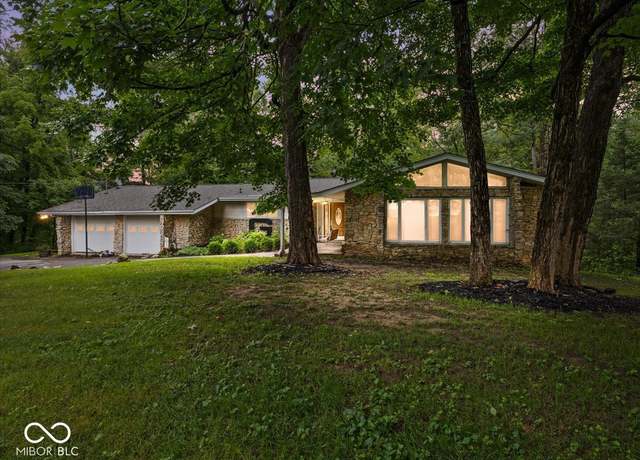 Property at 19523 E Lake Site Dr, Hope, IN 47246, 4 beds, 3 baths