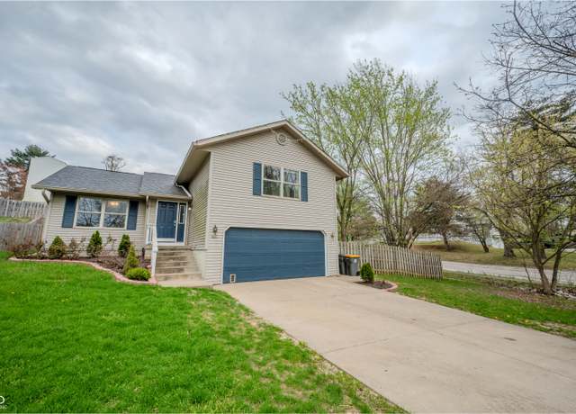 Property at 917 Timothy Ct, Bloomington, IN 47403, 3 beds, 2.5 baths