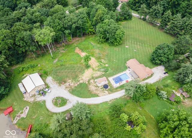 Property at 3325 Kivett Ln, Martinsville, IN 46151, 3 beds, 2 baths