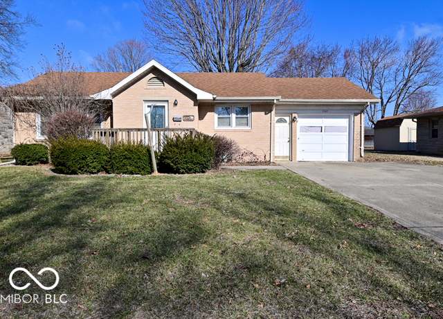 Property at 1040 E Buchanan St, Plainfield, IN 46168, 2 beds, 1 bath