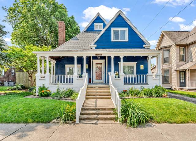 Property at 107 W College St, Crawfordsville, IN 47933, 4 beds, 2 baths