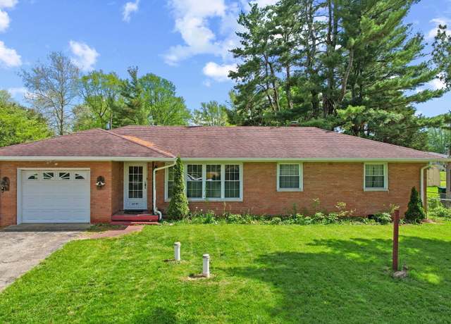 Property at 6191 Geneva St, Stilesville, IN 46180, 3 beds, 2 baths