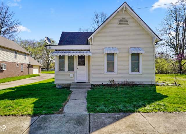 Property at 93 Walnut St, Indianapolis, IN 46227, 3 beds, 2 baths
