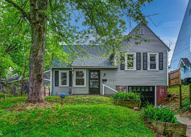 Property at 1717 W 10th St, Anderson, IN 46016, 3 beds, 1 bath