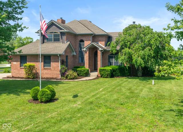 Property at 4287 Gibbs Rd, Danville, IN 46122, 3 beds, 2.5 baths