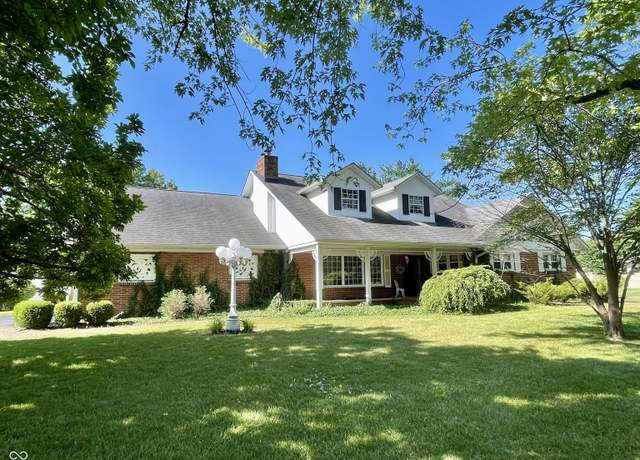 Property at 800 Walton Dr, Plainfield, IN 46168, 4 beds, 3.5 baths