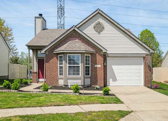Property at 376 Lake Ridge Ln, Greenwood, IN 46142, 2 beds, 1.5 baths