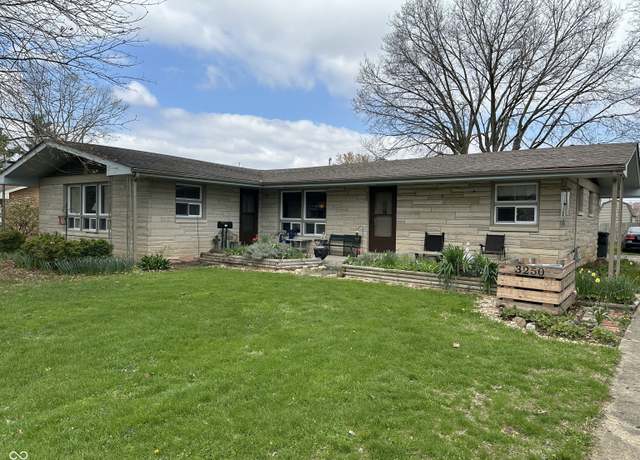 Property at 3250 Hillcrest Dr, Columbus, IN 47203, 3 beds, 2 baths
