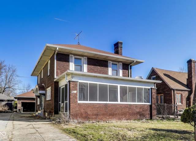 Property at 518 Central Ct S, Indianapolis, IN 46205, 4 beds, 1.5 baths