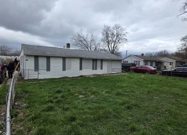 Property at 1830 S Chester Ave, Indianapolis, IN 46203, 4 beds, 2 baths