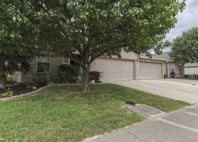 Property at 1050 Wild Ivy Trl, Franklin, IN 46131, 6 beds, 4204 baths