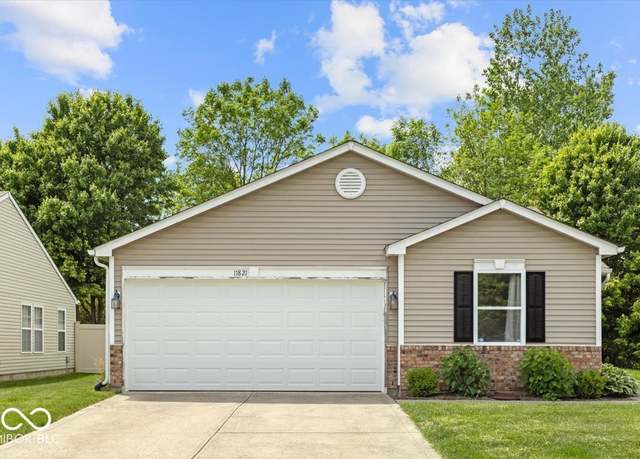 Property at 11821 Wapiti Way, Noblesville, IN 46060, 3 beds, 2 baths