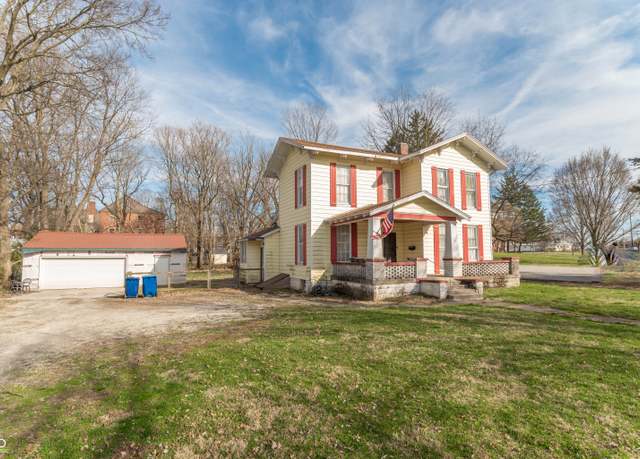 Property at 211 S Bloomington St, Greencastle, IN 46135, 3 beds, 2 baths