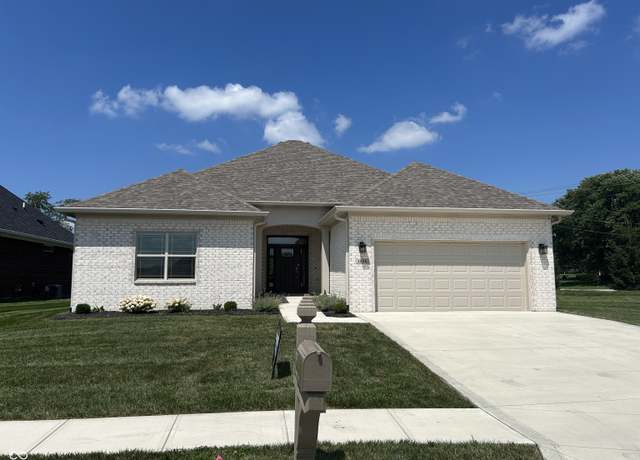 Property at 1230 Thorndon Ct, Danville, IN 46122, 3 beds, 2 baths
