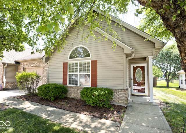 Property at 1311 Flintlock Dr, Greenwood, IN 46143, 2 beds, 2 baths