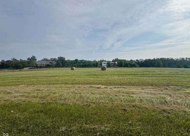 Property at 1085 E Greyhawk Ln, Greensburg, IN 47240