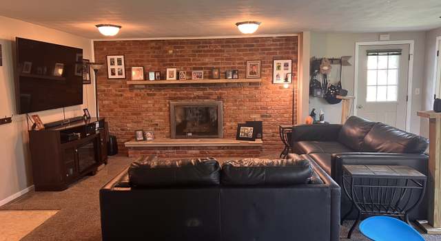 Photo of 600 N Fir Tree Dr, Muncie, IN 47304