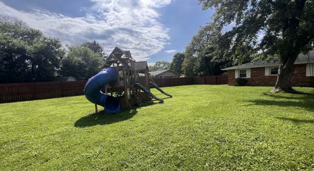 Photo of 600 N Fir Tree Dr, Muncie, IN 47304