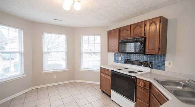 Photo of 5112 Aspen Talon Ct, Indianapolis, IN 46254