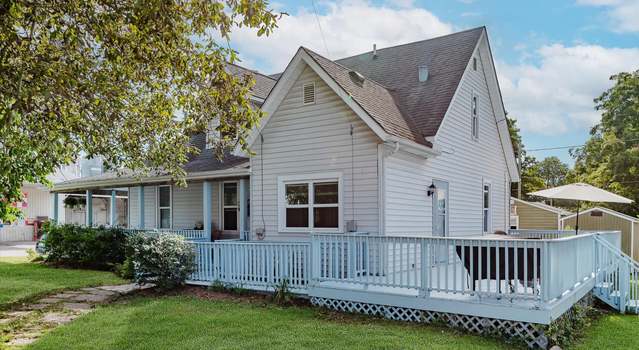 Photo of 340 E Walnut St, Martinsville, IN 46151