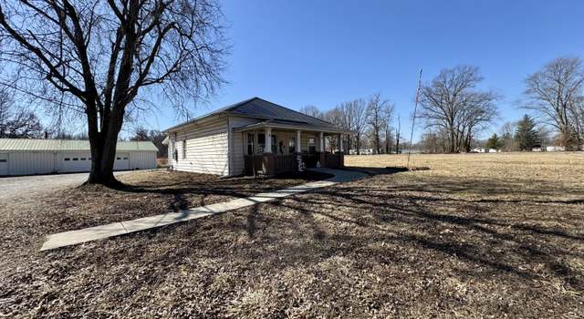 Photo of 607 E Center St, Hymera, IN 47855