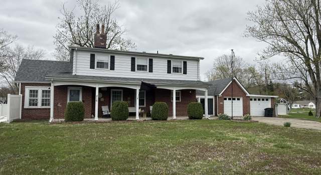 Photo of 216 Golf Club Rd, Anderson, IN 46011