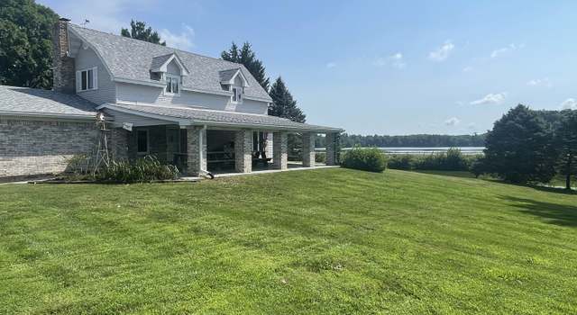 Photo of 11943 Hopkins Ln, Loogootee, IN 47553
