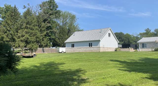 Photo of 11943 Hopkins Ln, Loogootee, IN 47553