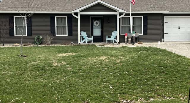Photo of 412 Mill Spring Dr, Fillmore, IN 46128