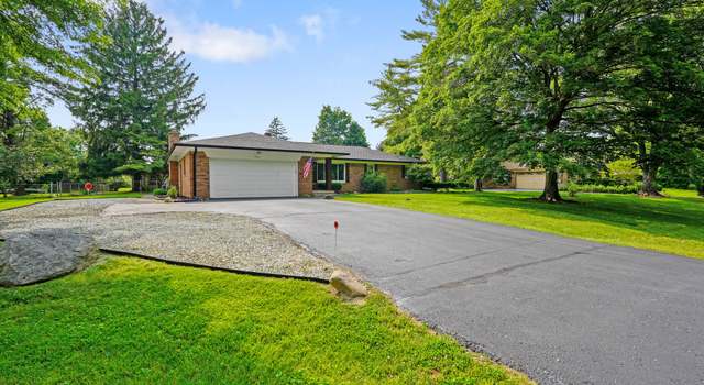 Photo of 1506 Bowman Dr, Greenfield, IN 46140