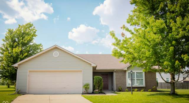 Photo of 4114 Dunedin Ct, Westfield, IN 46062