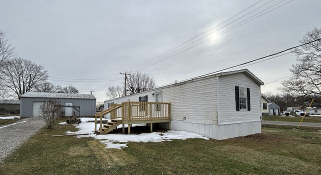 Photo of 6725 N Robertson St, Freetown, IN 47235