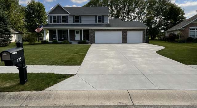 Photo of 425 Bridgewater Ln S, Muncie, IN 47304